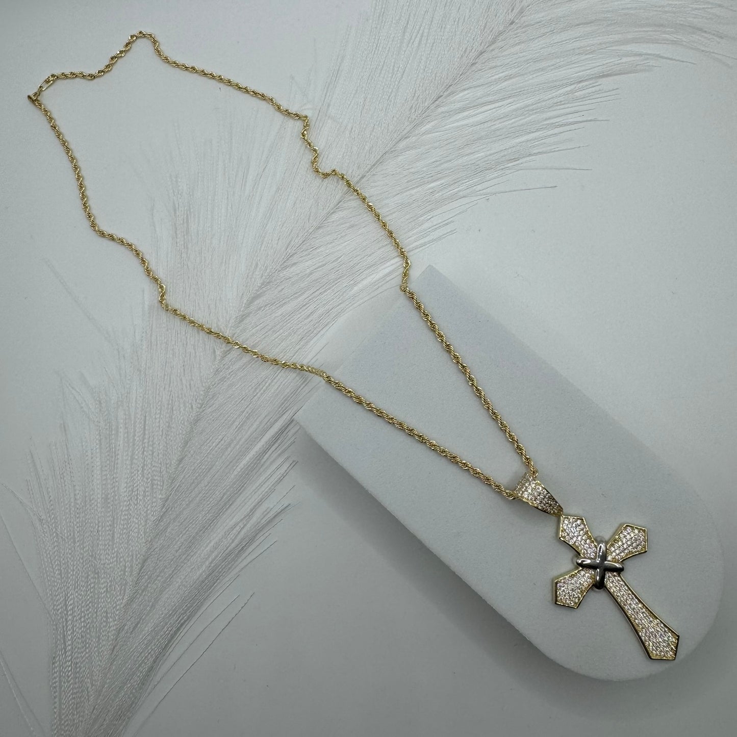 Collana fune con croce zirconata oro