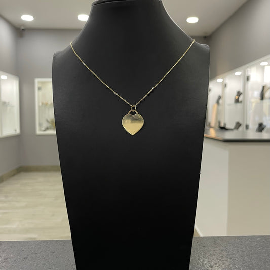 Collana catena con cuore piatto oro