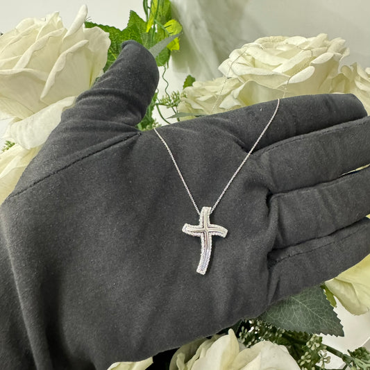 Collana catenina con croce di diamanti oro