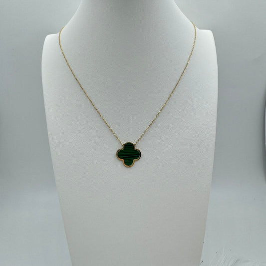 Collana con fiore verde oro