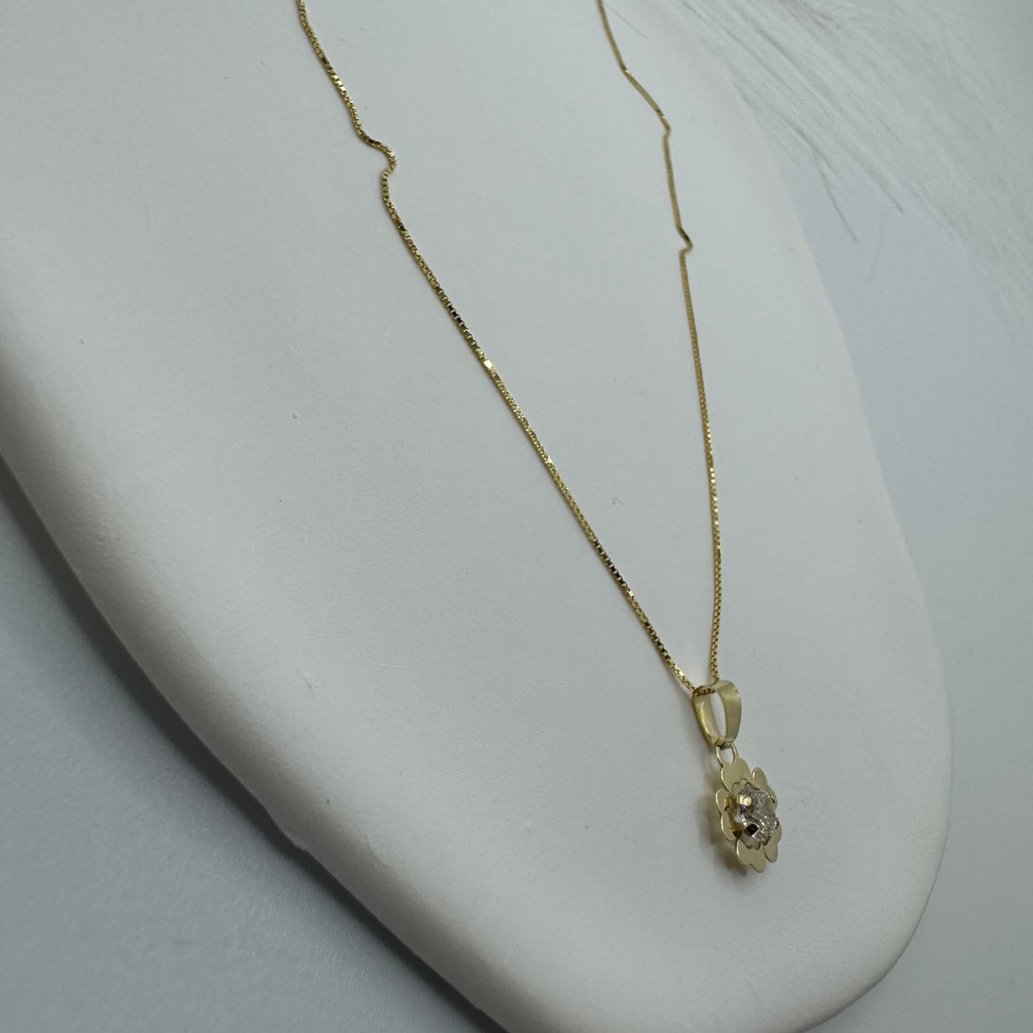 collana veneziana con  fiore zirconi e oro