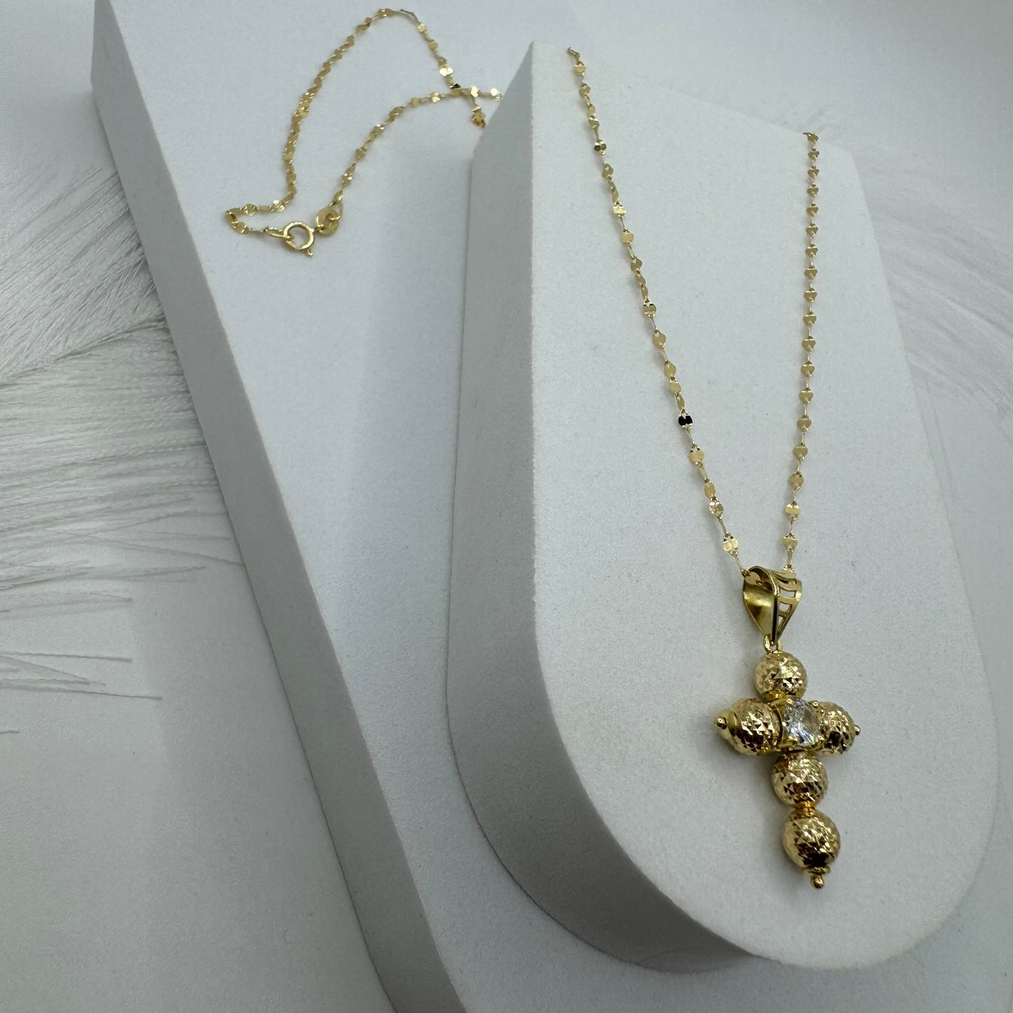 Collana specchiatina con croce sfere zirconi e oro